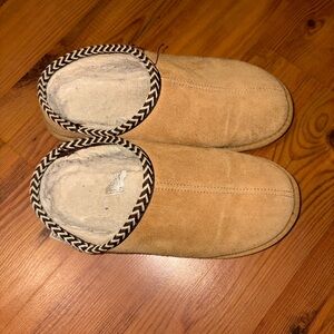 BearPaw Tan Suede Slippers with Black and White Trim